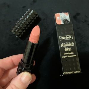Kat Von D studded kiss lipstick in Nobel swatched only